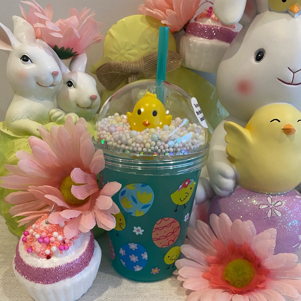 BN Easter Egg Party Cup with Straw